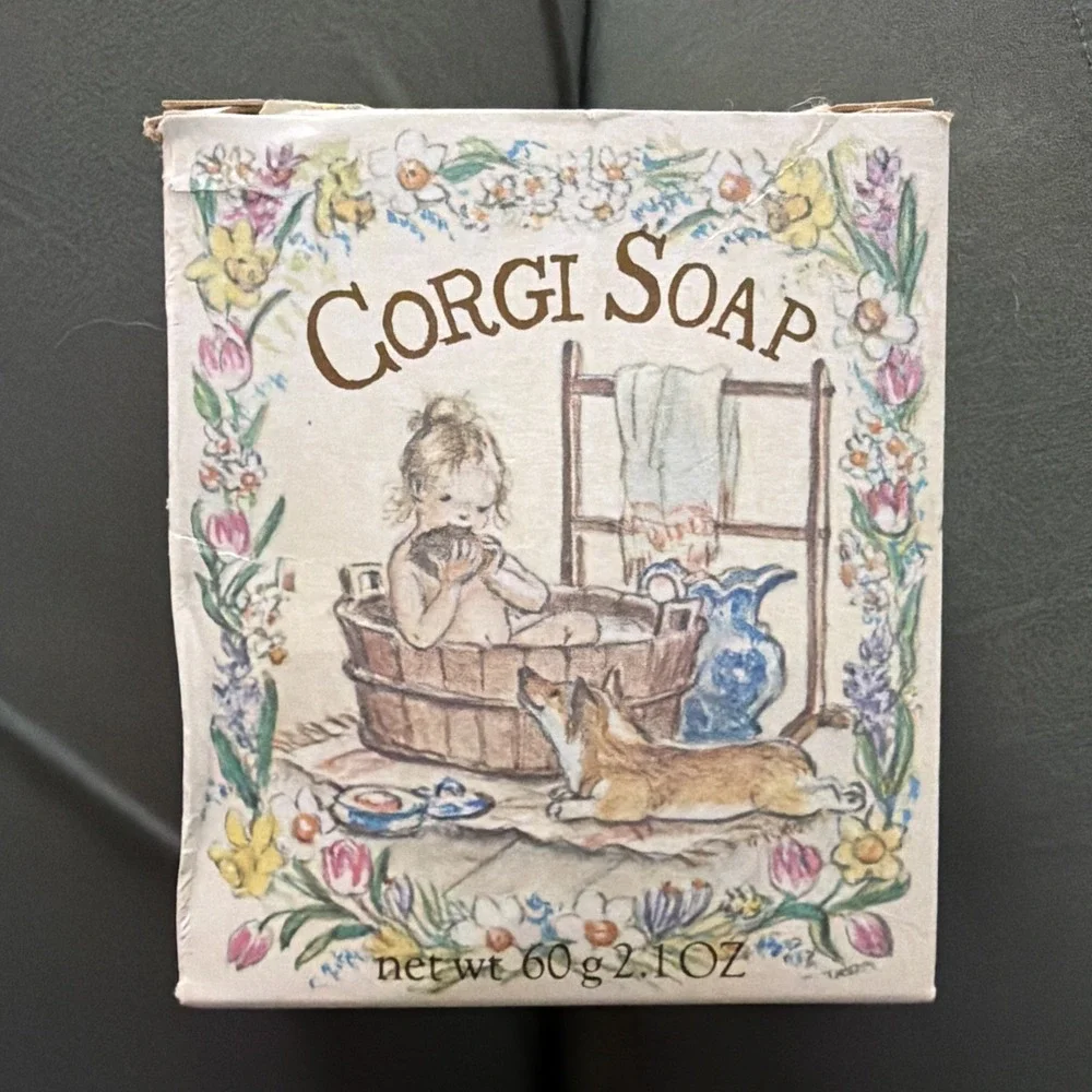 Vtg Crabtree & Evelyn‎ Corgi Soap Tasha Tudor illustrated Box 2.1 oz New in box